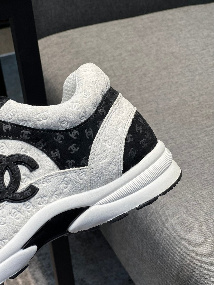 Baskets haut de gamme en daim et mesh