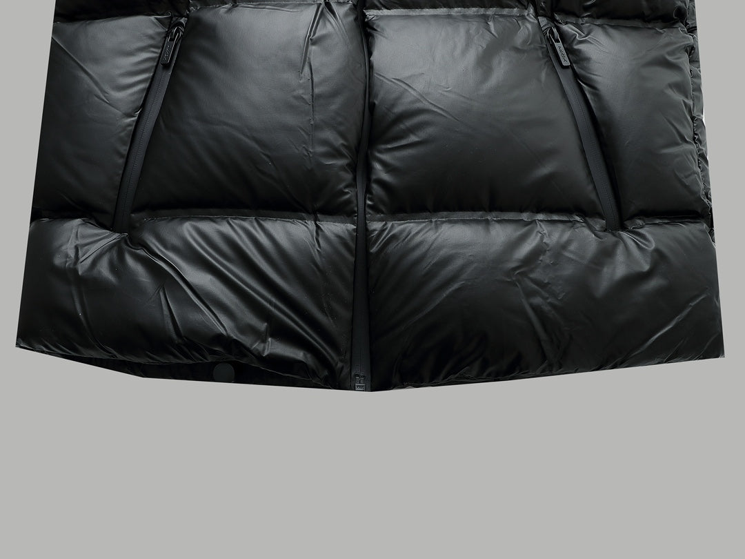 Gilet en duvet d'oie brillant