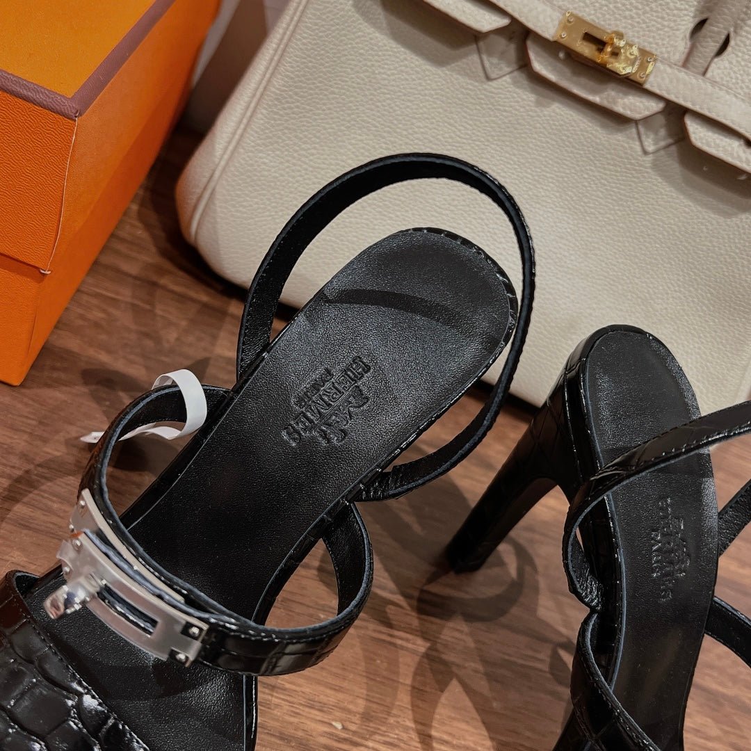 Sandales à boucle Kelly