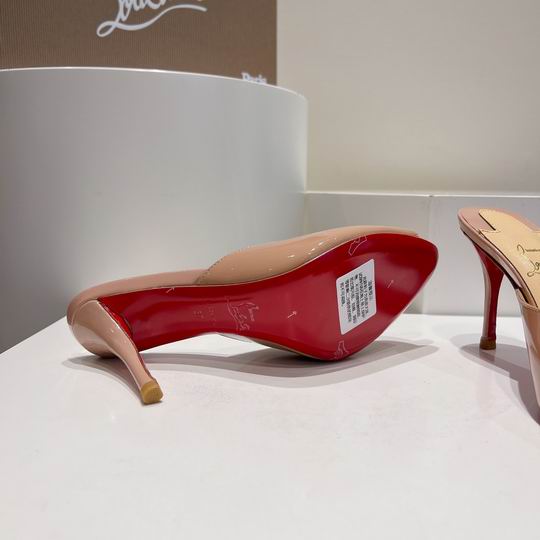 Mules à talons hauts couleur chair à bout ouvert