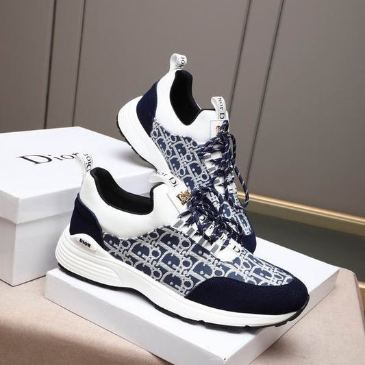 Premium Pattern Runner Sneakers