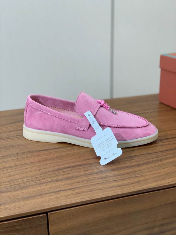 Mocassins en daim rose