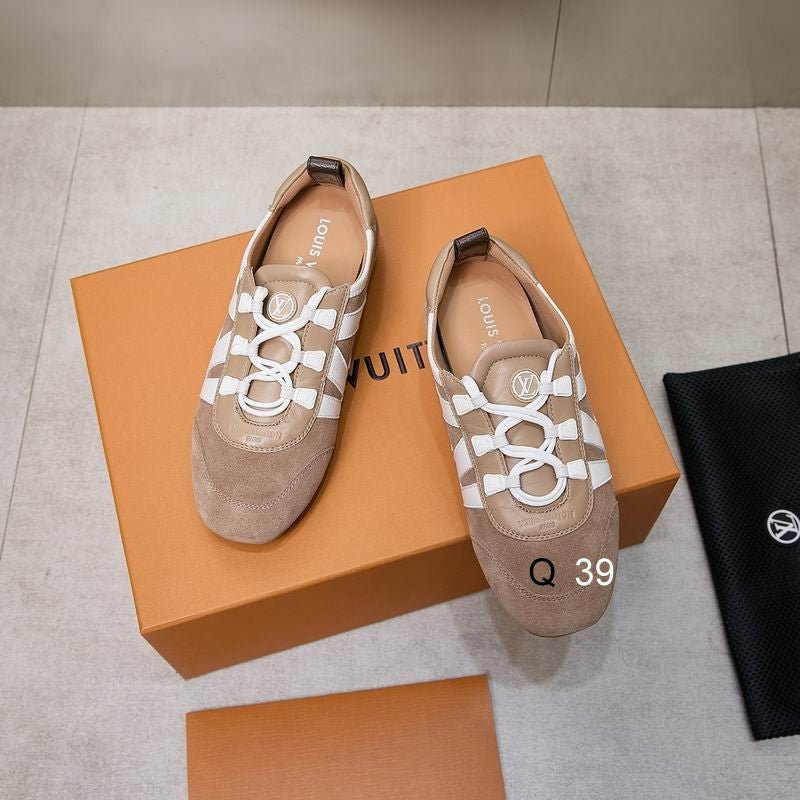 Baskets basses en daim