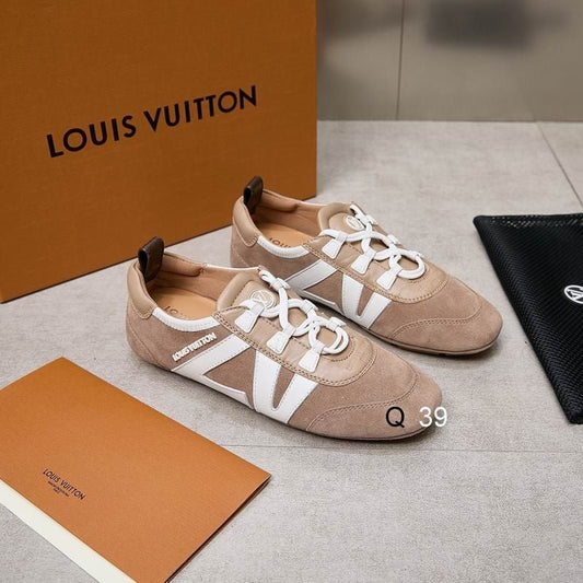 Baskets basses en daim