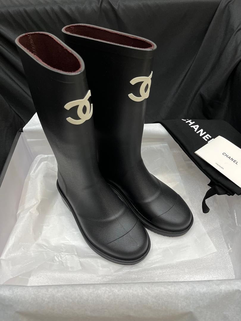 Bottes en caoutchouc virales