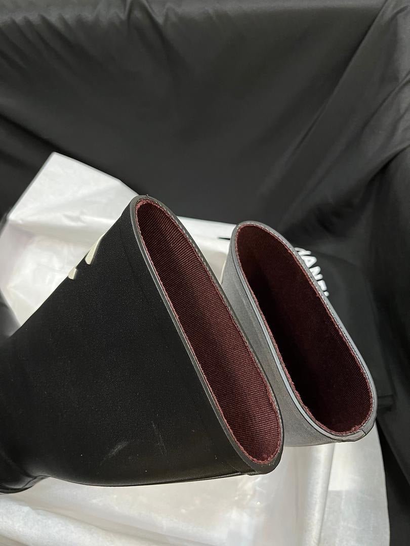 Bottes en caoutchouc virales