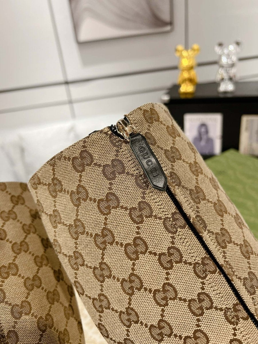 Bottes à talons hauts pour femmes